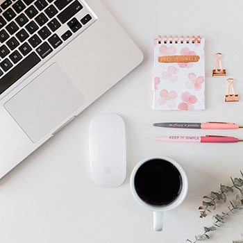 男友带着实习护士游玩打炮录视频在女友不知情的情况下上传到社交平台 太变态了